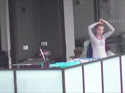 2 непознати чукат жена ми ново българско порно от Китай