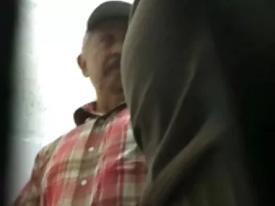 Смучещ porno domashno хуй