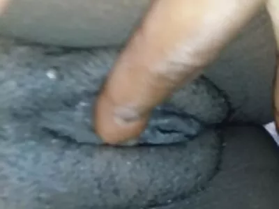 Дебелата дама порно с рускини използва стълб за стриптизьор