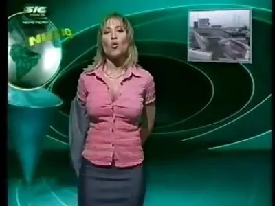 Червено момиче домашно порно клипове има хардкор в гората с двама момчета