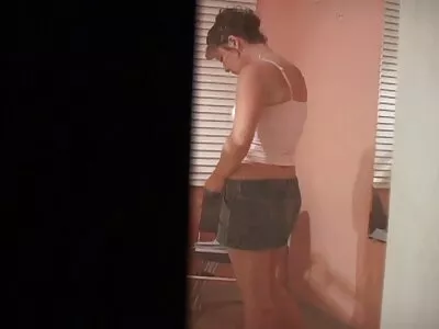Брюнетката bg doma6no porno се разхожда пред нас