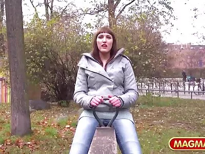Развратна тройка чука гал порно с пияни рускини